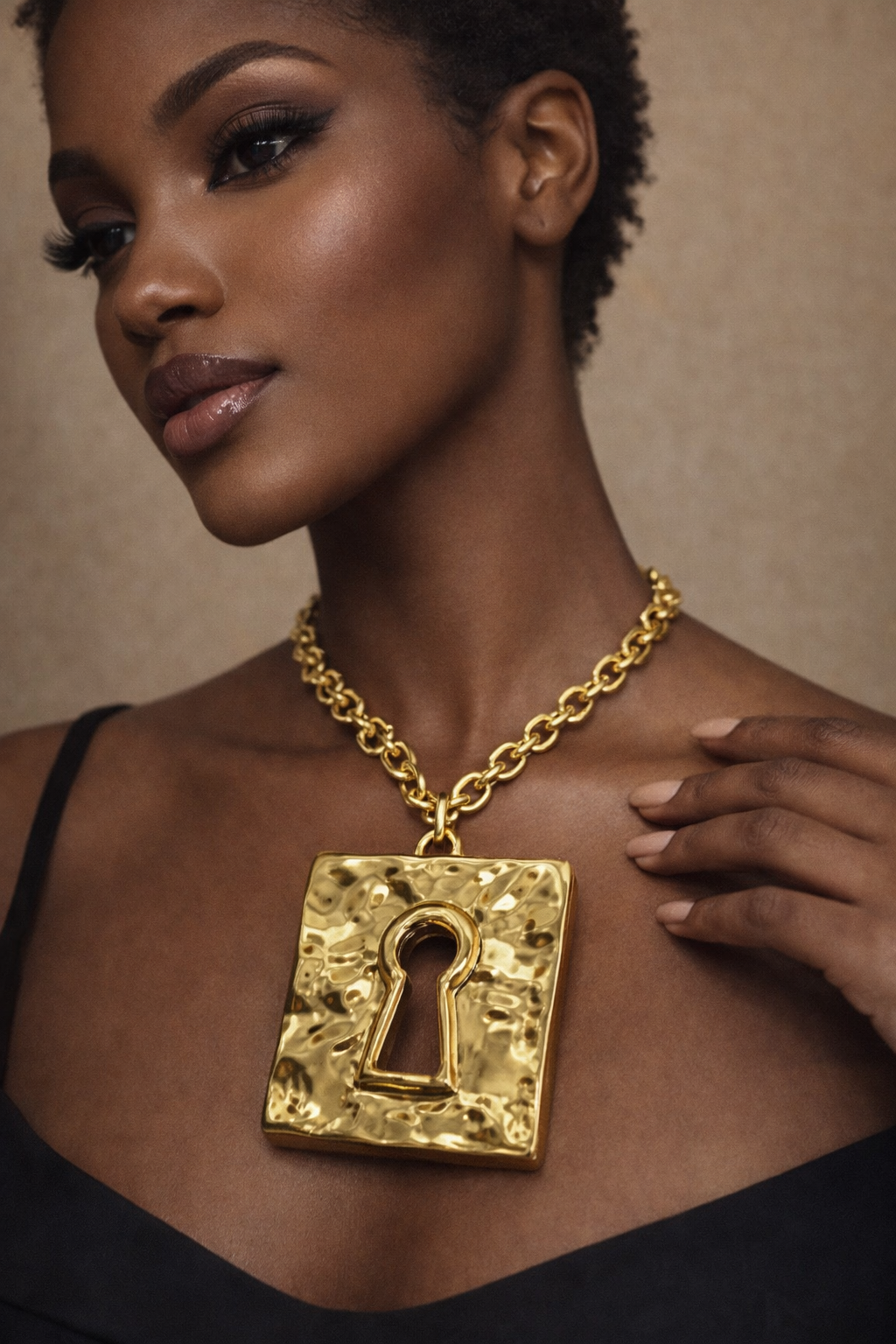 Collier Clé Aura XL – Gold Statement