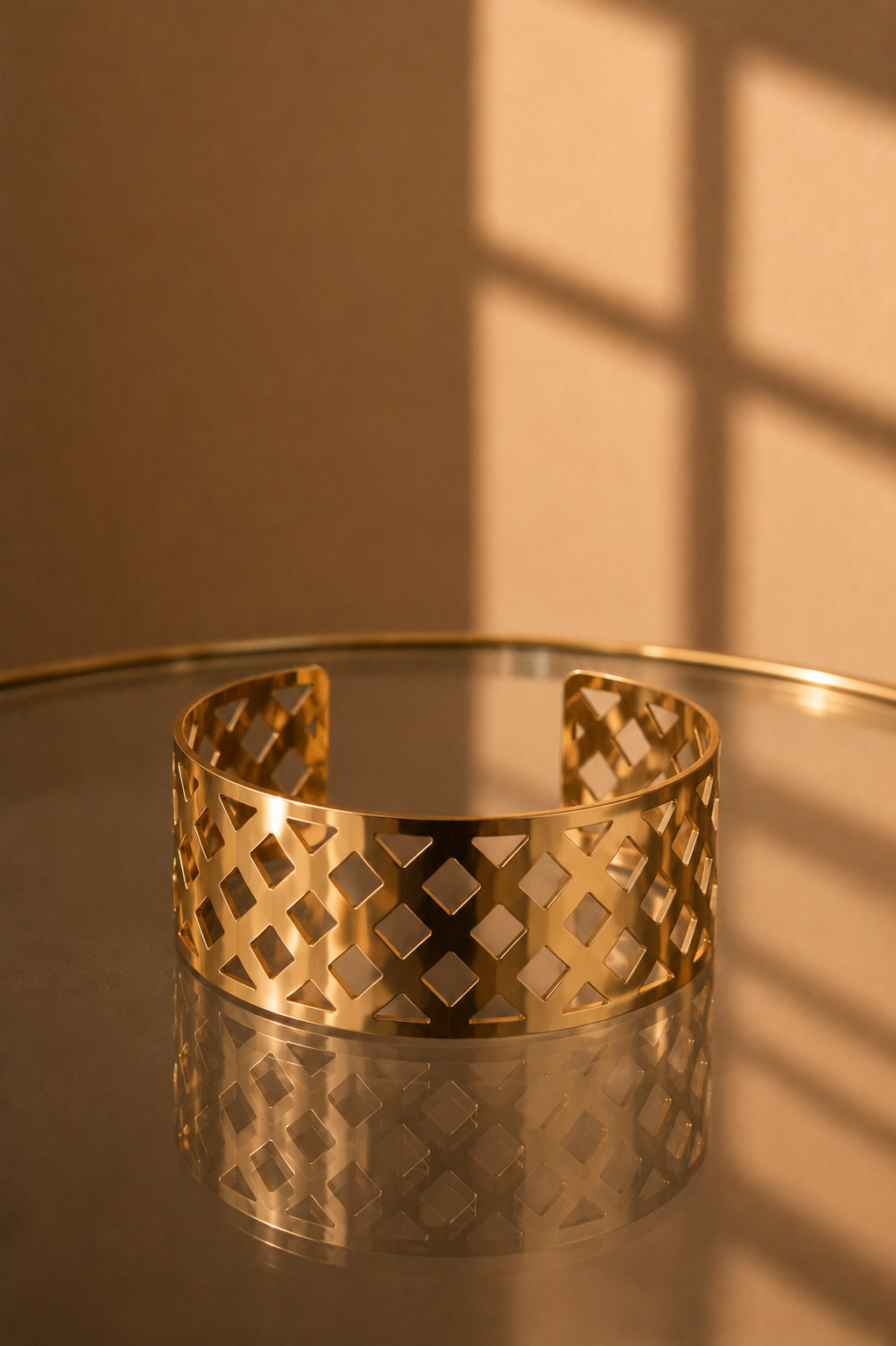 COLLIER TORQUE AJOURÉ OR