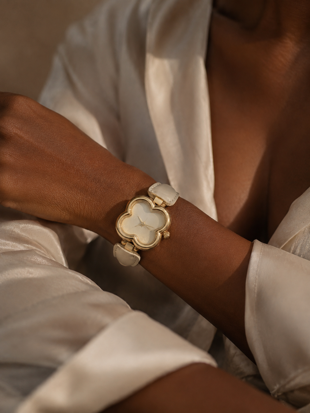 Montre Aura Trèfle Ivoire